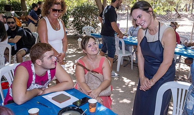 Çamura “iyilikle” şekil verdiler- Haber Şafak