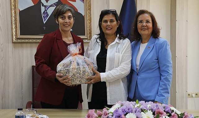 Cumhuriyet Halk Partisi Kadın Kolları’ndan Başkan Çerçioğlu’na ziyaret gerçekleştirildi.- Haber Şafak