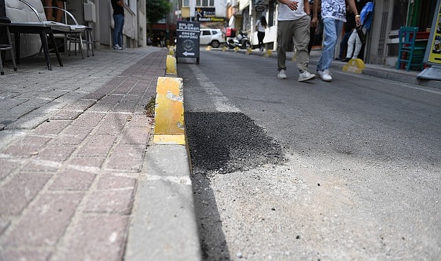 İnsanların düşmesine neden olan çukur onarıldı- Haber Şafak