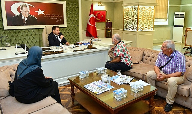 Kahramankazan Belediye Başkanı Selim Çırpanoğlu, Halk Günü’nde vatandaşlarla bir araya geldi.- Haber Şafak