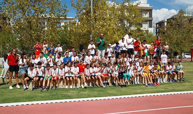 Karşıyakalı çocuklar atletizm şenliğinde buluştu- Haber Şafak