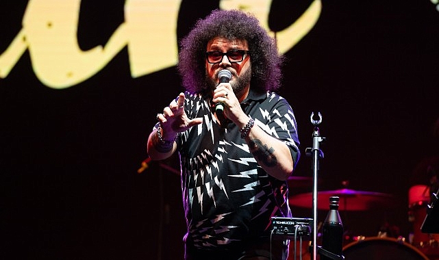 Kültürpark’ta coşku Can Gox ve Sakiler ile devam etti- Haber Şafak