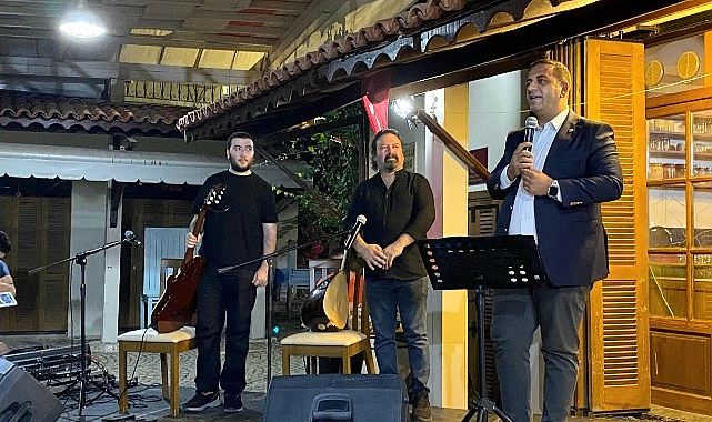 Narlıdere’de müzik konuştu: Soner Bektaş konserine yoğun ilgi.- Haber Şafak