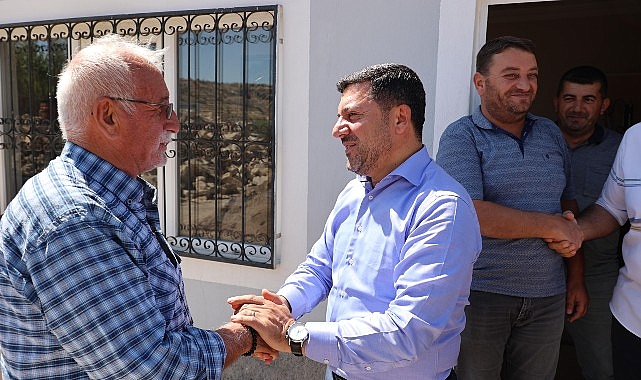 Nevşehir Belediye Başkanı Rasim Arı, Nevşehir Lale Sanayi Sitesi’nde mobilya sektöründe faaliyet gösteren esnaflarla bir araya geldi- Haber Şafak