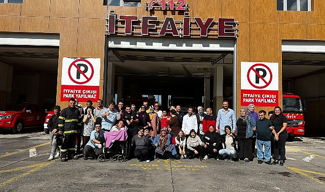 Nevşehir Belediyesi Özel İnsanlar Eğitim Merkezi’ndeki öğrenciler İtfaiyecilik Haftası dolayısıyla İtfaiye Müdürlüğü’nü ziyaret etti.- Haber Şafak