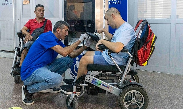 Yangın mağduru, tekerlekli sandalyesine kavuştu- Haber Şafak