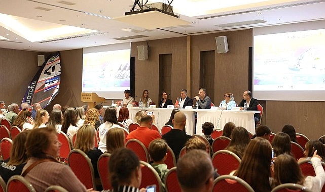 Başkan Denizli: “İlçemizde sörfün uluslararası turnuvalara ev sahipliği yapan bir kent olması için var gücümüzle çalışacağız”- Haber Şafak