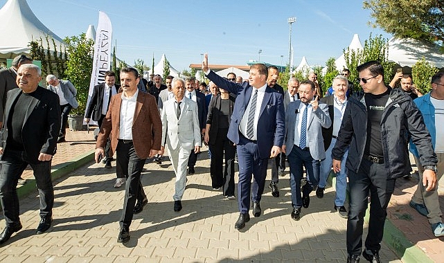 Başkan Tugay: Birlik ve beraberlik içinde bu kumpasları darmadağın edeceğiz- Haber Şafak