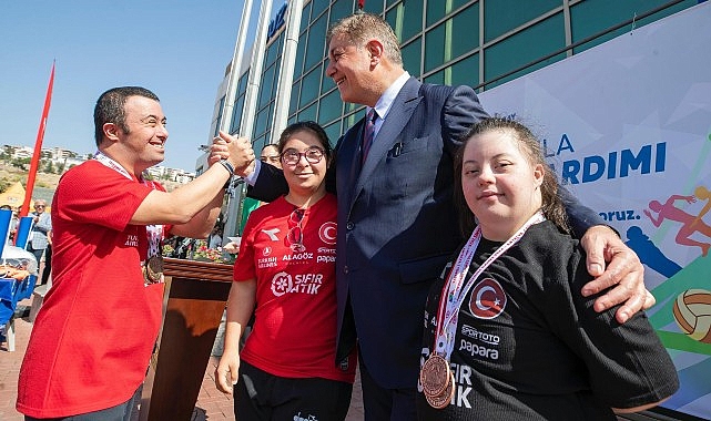 Başkan Tugay: Yetenekli çocukların spor eğitimlerini biz üstleneceğiz- Haber Şafak