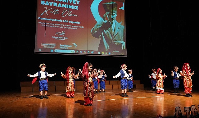 Beylikdüzü’nde Minik Öğrenciler 29 Ekim Ruhunu Yaşattı- Haber Şafak