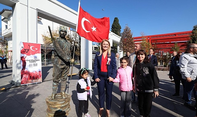 Cumhuriyet Bizim Şenlikleri Bakırköy’ün dört bir yanında devam ediyor.- Haber Şafak