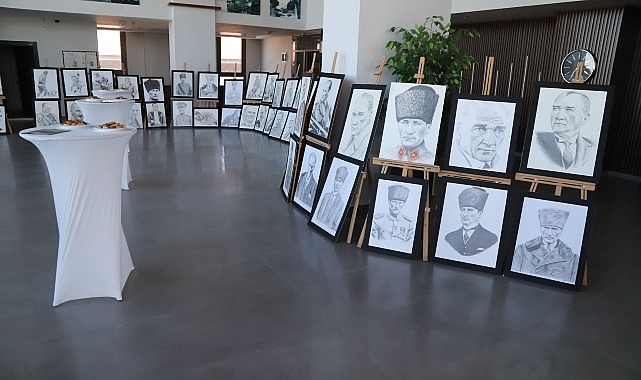 Dikili’de “Sarı Saçlı Mavi Gözlüm” konulu sergiye yoğun ilgi- Haber Şafak