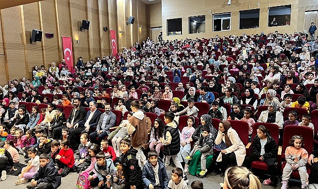 Dilovası’nda Çocuklar Salona Sığmadı- Haber Şafak