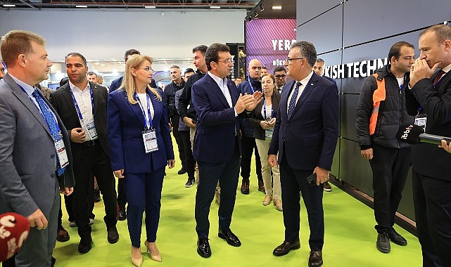 Ekrem İmamoğlu TUSAŞ Standını Ziyaret Etti – Haber Şafak