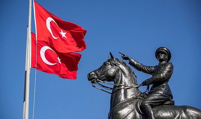 İzmir’de en büyük bayrama en görkemli kutlama- Haber Şafak