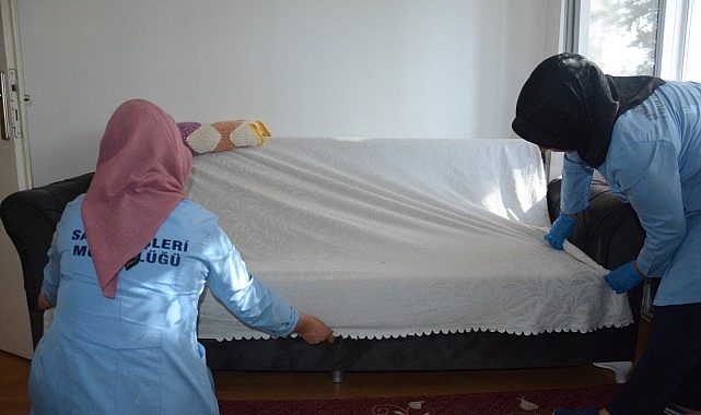 Kahramankazan Belediyesi, yaşlı ve özel gereksinimli bireylerin yaşam standartlarını kolaylaştırmak amacıyla kapsamlı bir hizmet sunmaya devam ediyor.- Haber Şafak