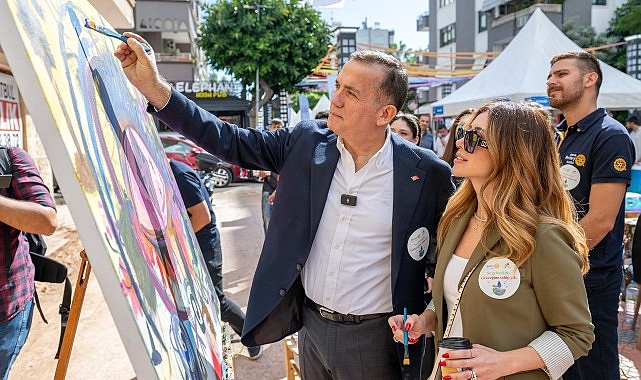 Mersinliler Kushimoto Sokak Sanatçıları Festivali’ne akın etti- Haber Şafak