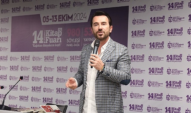 Uğur Arslan, Kocaeli Kitap Fuarı’nda sevenleriyle buluştu- Haber Şafak