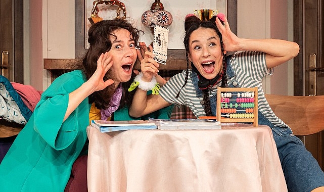 Akbank Çocuk Tiyatrosu, “Ne Olacağım Ben” ile Perdesini Açtı- Haber Şafak