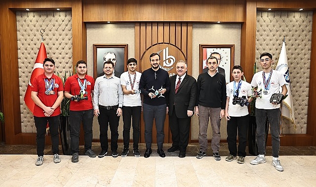 “Bağcılar’lı öğrencilerden büyük başarı”- Haber Şafak
