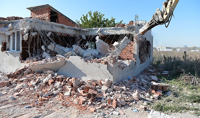 Doğanevler’de kaçak 3 yapı yıkıldı – Haber Şafak