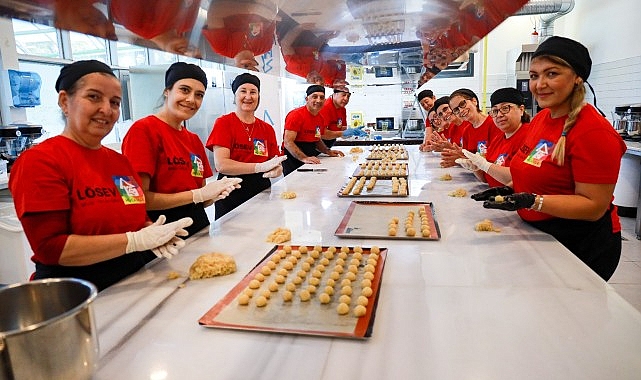 Karşıyaka’nın mutfağı lösemili çocuklar için üretti- Haber Şafak