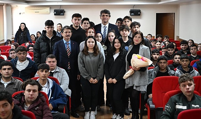 Kartepe MTAL öğrencileri Kocaman’ı dinledi.- Haber Şafak