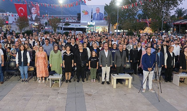 Minik öğrencilerden Cumhuriyet gösterisi- Haber Şafak