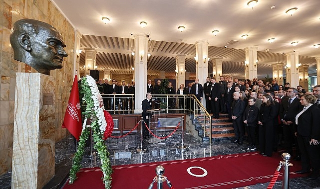 Saat Dokuzu Beş Geçe İstanbul Metrosu- Haber Şafak