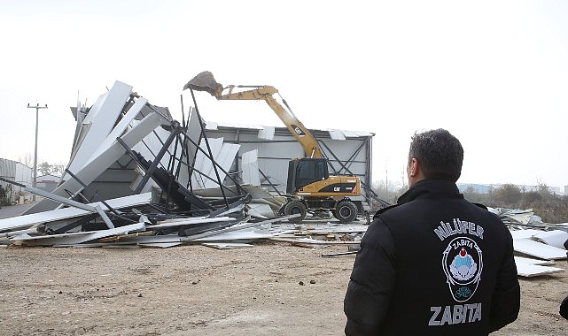 Yaylacık’ta kaçak depo yerle bir edildi – Haber Şafak