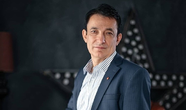Akademisyen sanatçı Sebahattin Sivrikaya’dan dillerden düşmeyecek, hit olacak fantazi türde bir eser: Sensiz olamam- Haber Şafak