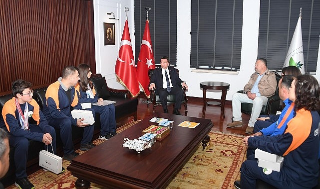Başkan Aydın şampiyon sporcuları ağırladı- Haber Şafak