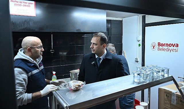 Bornova’da soğuk günlerde sıcacık dayanışma- Haber Şafak