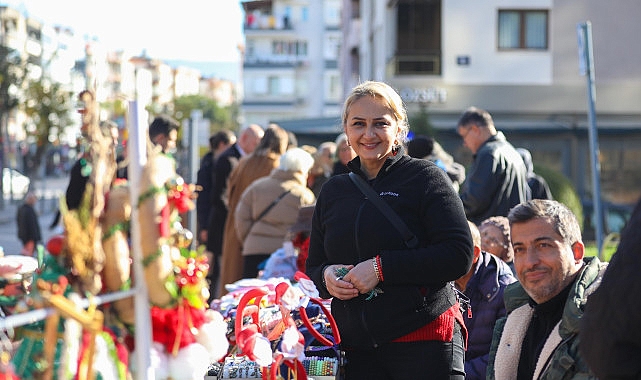 Buca Belediyesi’nden Yeni Yıl Hediyelik Eşya Pazarı- Haber Şafak