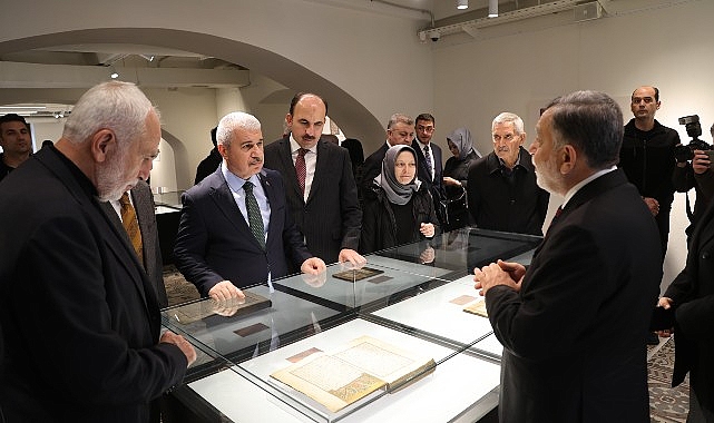 Darülmülk’te İlmin Yansımaları: “Anadolu’da Kur’an ve Bilgelik İzleri Yazma Eserler Sergisi” Açıldı- Haber Şafak