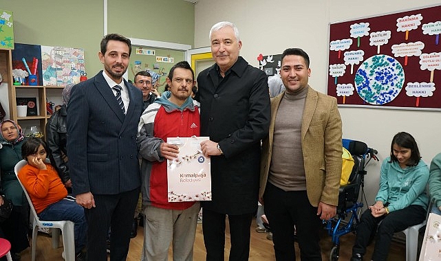 Dünya Engelliler Günü’nde, Kemalpaşa Belediye Başkanı Mehmet Türkmen özel gereksinimli bireyler ile bir araya geldi- Haber Şafak