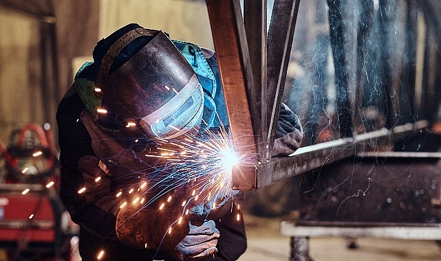 EİB’den kasım ayında 1 milyar 664 milyon dolarlık ihracat- Haber Şafak