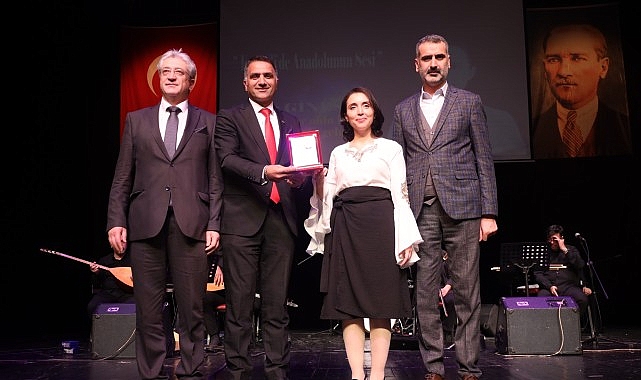 Halk müziği yarışmasında muhteşem final- Haber Şafak