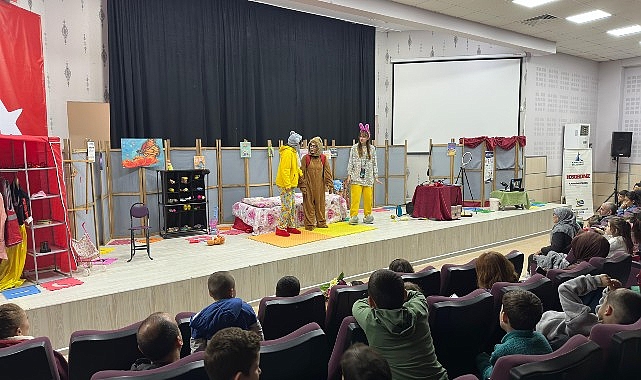 Kartepe’de Yüreklere Dokunan Tiyatro- Haber Şafak