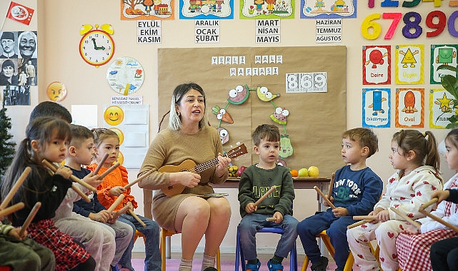Konak’ta ‘Mutlu Çocuklar Oyun Evleri’ ile çocuklar da anneler de mutlu- Haber Şafak