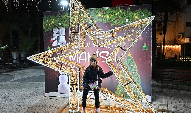 Manisa Büyükşehir, Manisa’yı yeni yıla hazırladı, caddeleri ışıl ışıl oldu- Haber Şafak