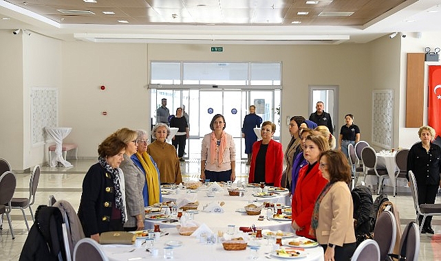 Seçilmiş Kadınlar 9. kez Karabağlar’da buluştu- Haber Şafak
