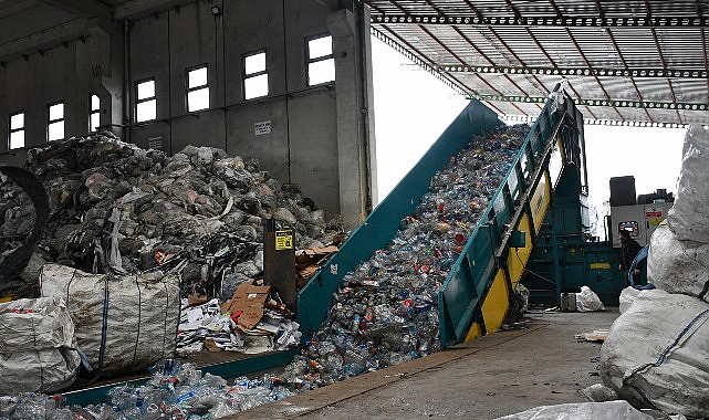 Tonlarca atık doğaya değil geri dönüşüme gitti- Haber Şafak