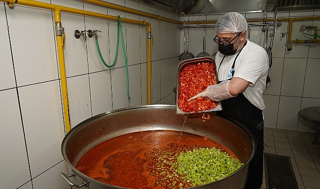 Üsküdar Belediyesi Aşevlerinin Kapasitesini Artırarak Daha Fazla Vatandaşa Hizmet Sağlıyor- Haber Şafak