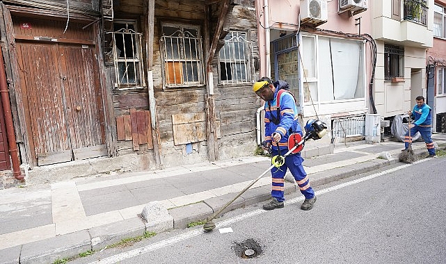 Üsküdar Belediyesi temizlik çalışmalarını yoğun bir şekilde sürdürüyor- Haber Şafak