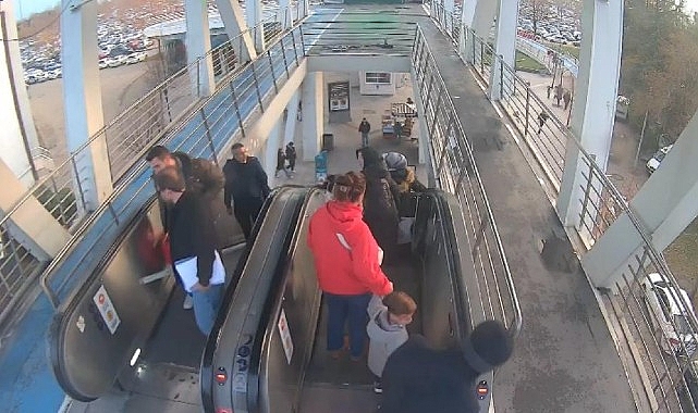 Yürüyen merdiven arızasının sebebi “Stop Butonu”- Haber Şafak