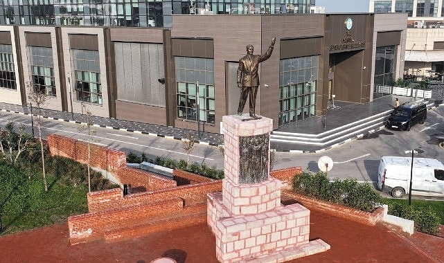 Atatürk Heykeli Kalıcı Yerine Kavuştu- Haber Şafak
