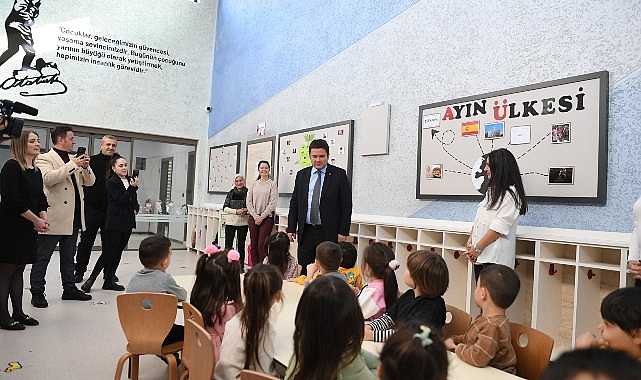 Başkan Aydın miniklerin karne heyecanına ortak oldu- Haber Şafak