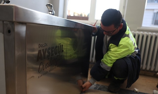 Başkan Ovalıoğlu bir vaadini daha yerine getirdi: Devlet okullarına su arıtma cihazı- Haber Şafak