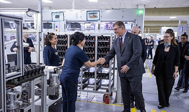 Başkan Tugay İtalyan devi firmanın tesisini gezdi- Haber Şafak